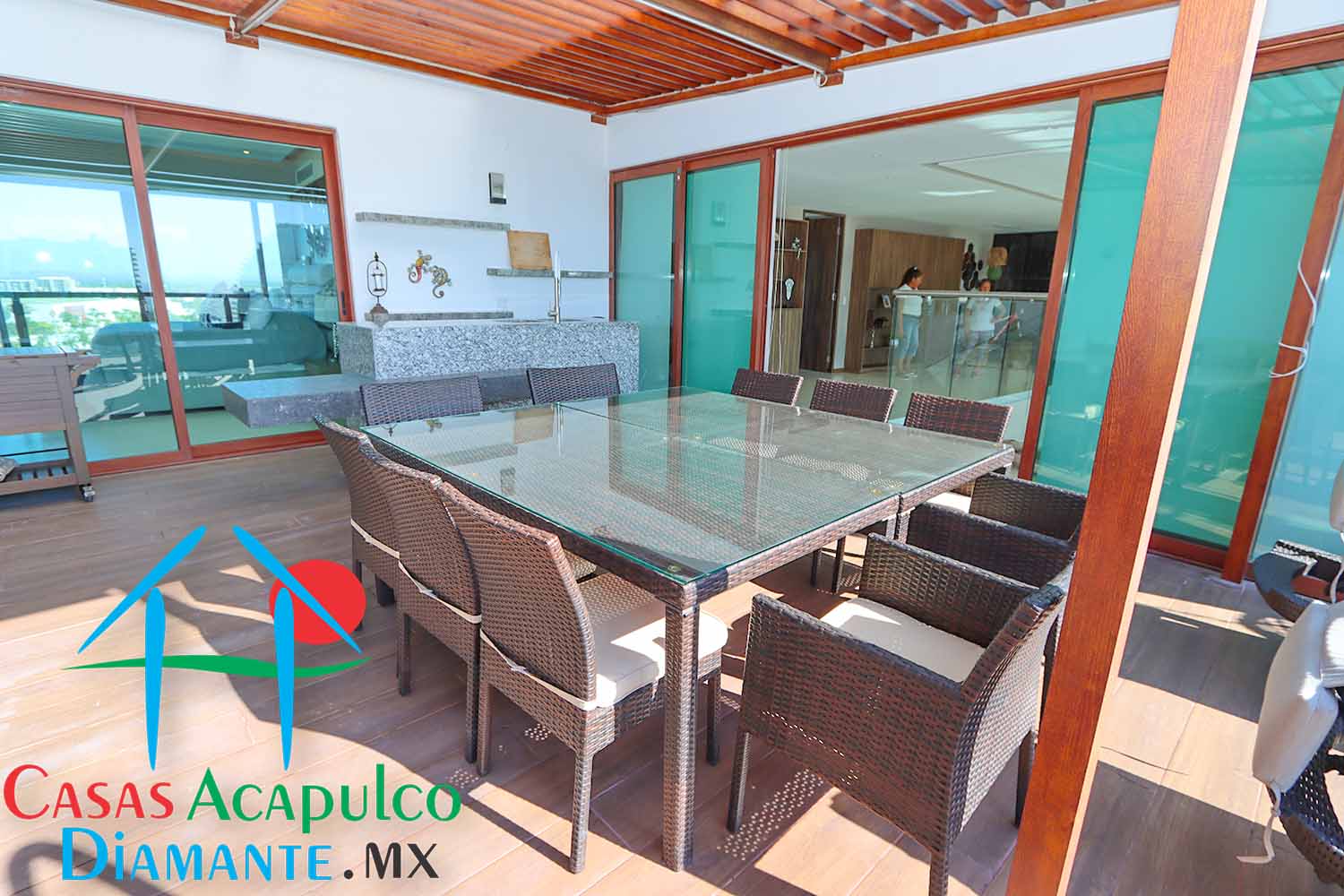 La Isla Fiji PH V - Roof garden 6